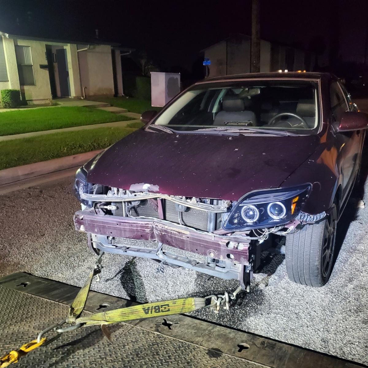 Stereogamer01's tweet photo. Mom, when i crashed my car back in 2023, i cried and you consoled me.

I think i need that again.

Today was tough and nobody else loves me just like how one of my tio's said. https://t.co/5nW1QewfUA