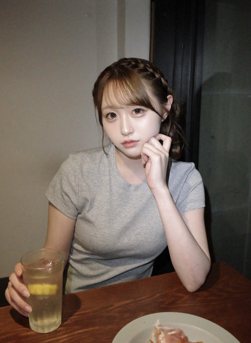 IhZ1x6ZdRuh3SEO's tweet photo. 超タイプ😍
HKTの中で1番好き❤️
#市村愛里（HKT48）
Instagram（2.5万人）
👇👇👇
https://t.co/5RqS1UjIG6 https://t.co/FIiVCHYYP2