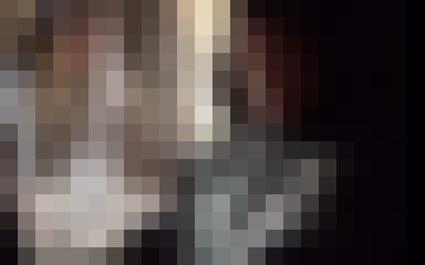 Diandingle77417's tweet photo. rep0st minecraftpixeled green man chilling in his castel after recording hahahahaha #oomd #greenman #cupnuudles #phone #bhs #l0e4ks https://t.co/dCZSyxtsDV