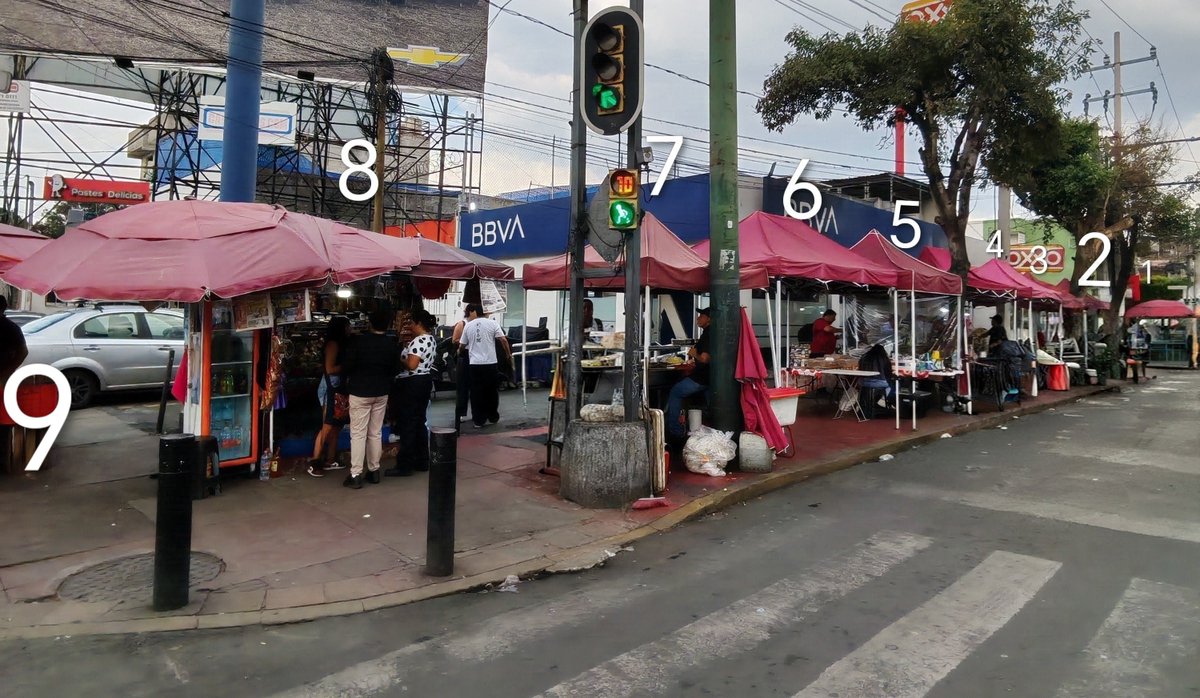 chucho_camarena's tweet photo. Hay que evitar a toda costa que @PartidoMorenaMx gane algo en la @A_VCarranza territorio de @evelyn_parraA lleva 2 seguidos y el clan #MorenoValle @IsraelMorenoVC @julioc_moreno junto con ella suman 12 años secuestrada la alcaldía y con ello creció el CO, extorsiones, asaltos, chelerias, narco tiendas y ambulantes también su cartera cobran 40 mil por dejarlos poner más y 700 cada viernes jugoso negocio de la #4T @ClaraBrugadaM @Claudiashein @OHarfuch @GobCDMX @PabloVazC @inveacdmx @SeGobCDMX @SPAOVP_CDMX @LlubereSubse @craviotocesar @DianaSanchezBar