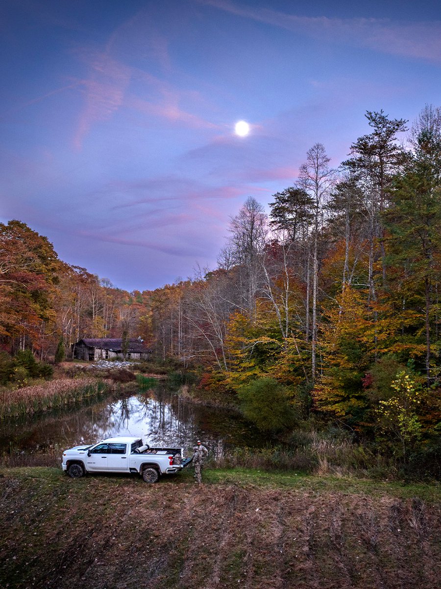 Realtree's tweet photo. Every hunting trip starts with getting there. Thanks for getting us there, @chevrolet. 

#Realtree https://t.co/s35qWvnYfL