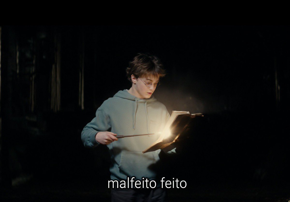 CentralHogwarts's tweet photo. Quando o trabalho tá horrível mas pelo menos tá terminado https://t.co/6vMlP30elm