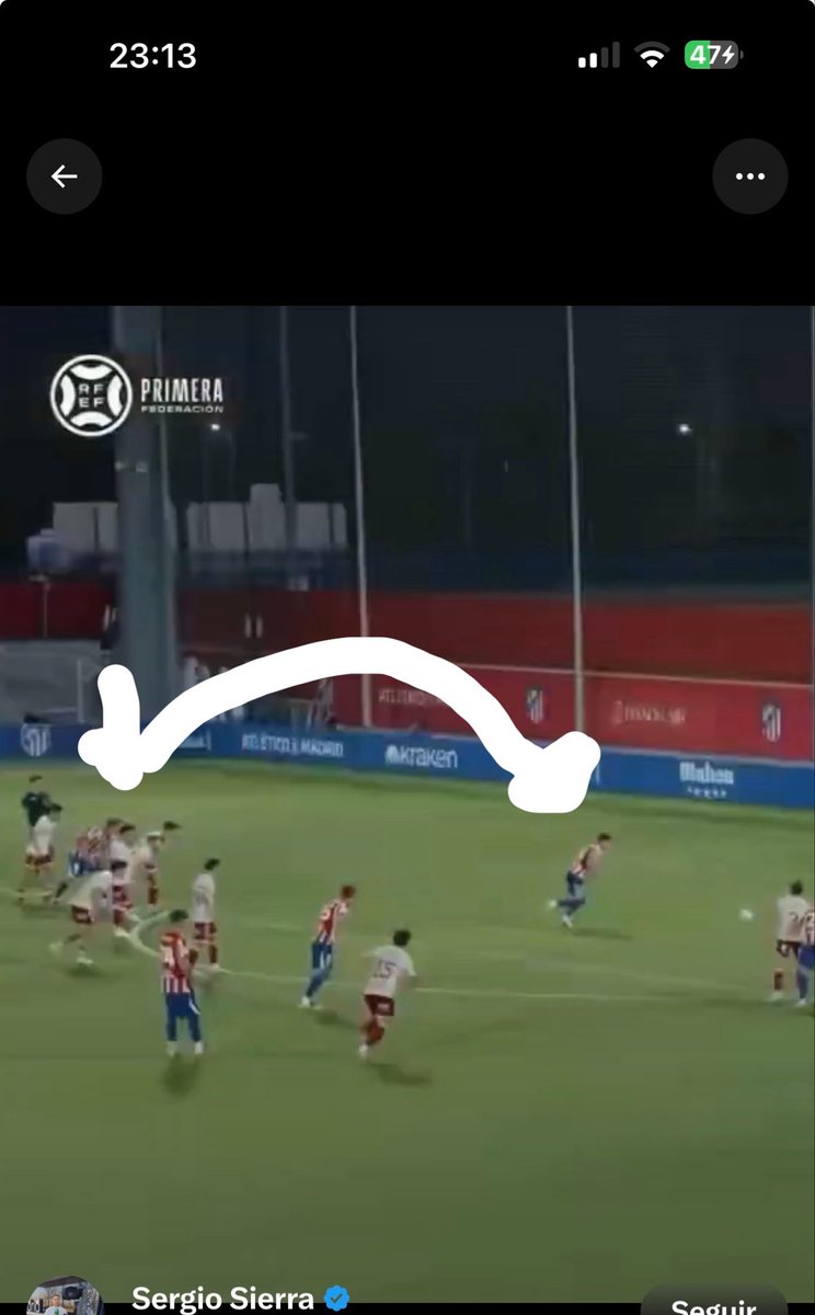 Light96Way's tweet photo. @Chesloher80 @francis83800690 @rfef Hay más de 6 metros. Que potencia de lanzamiento. Bueno, tirando desde fuera si que os la clavó bien… https://t.co/CbkLaKlDkw