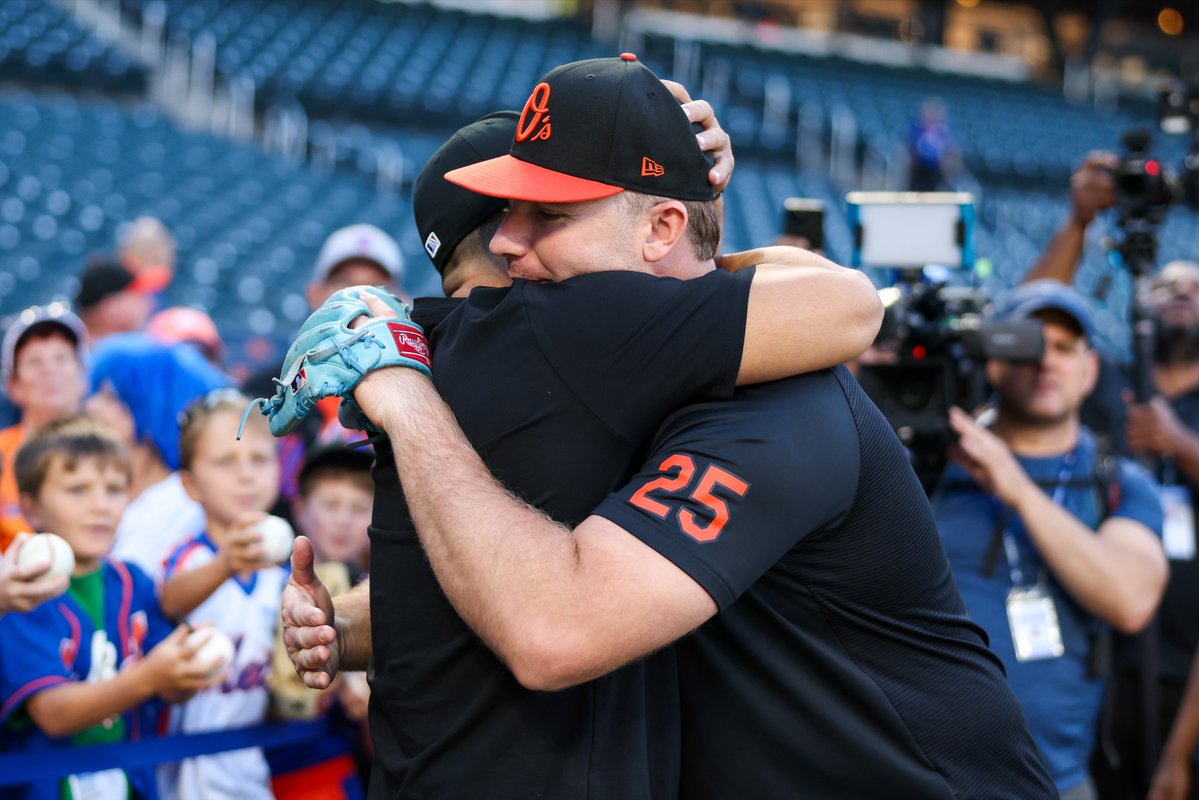 Orioles's tweet photo. Familiar faces in Queens 🫂 https://t.co/Pi24oD2pW0