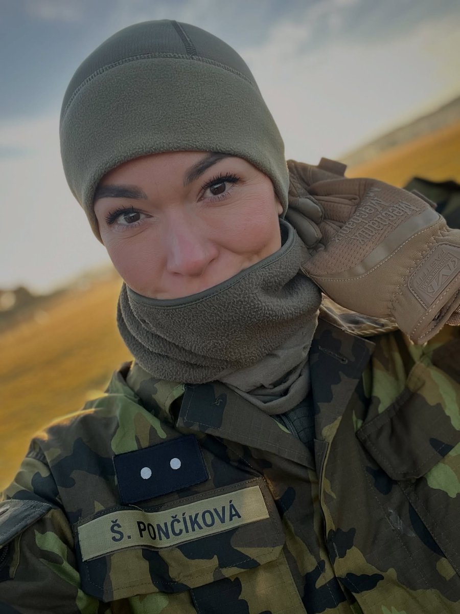 AmberlySar25199's tweet photo. Sice mrzlo, ale sluníčko hřálo. https://t.co/mQXDwjThrQ