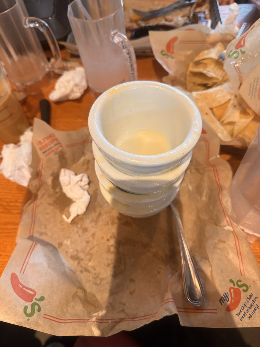 SkypieaSSBM's tweet photo. Had chilis for the first time this weekend https://t.co/atVoJptYuR