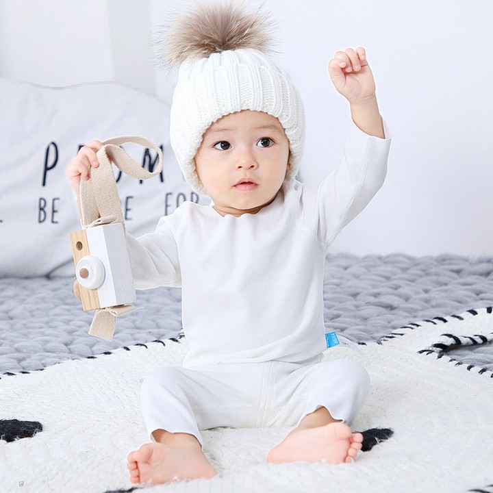 123456789_do's tweet photo. Cozy, adorable baby pajamas for snuggly nights and playful days. Available in sizes 66, 73, 80, and 90. Made from soft 100% polyester fiber. Check the size chart before ordering. https://t.co/4BPlaP5SPF