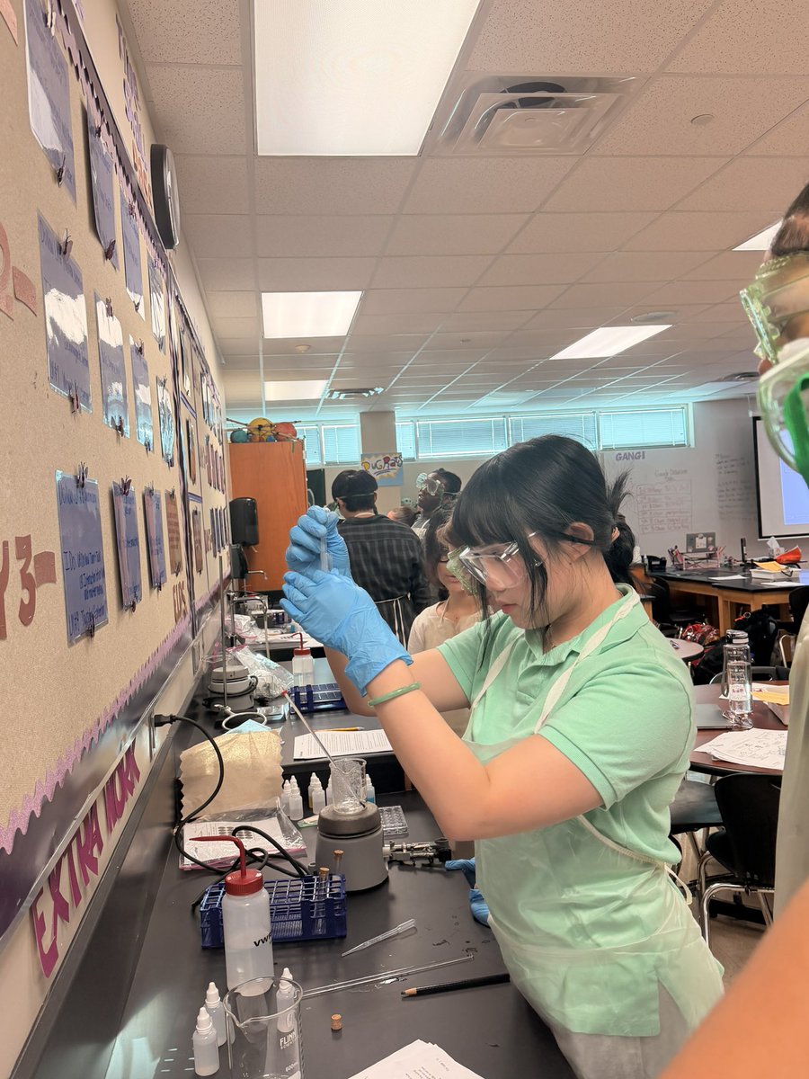 SpringISD_AdvAc's tweet photo. These will be our future chemists and pharmacists.  Just wait for it. https://t.co/2Pu4XVmd86