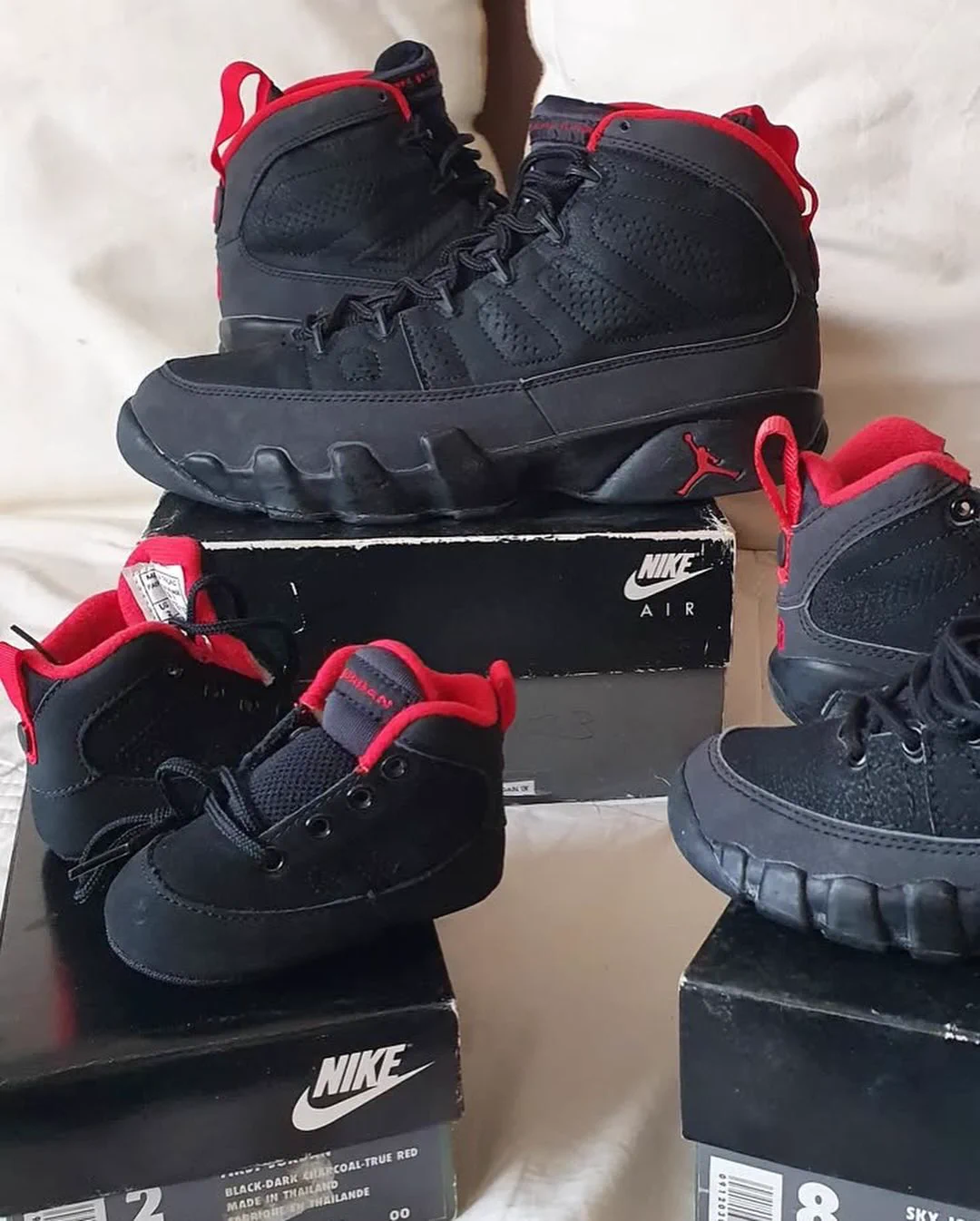 zSneakerHeadz on X: 