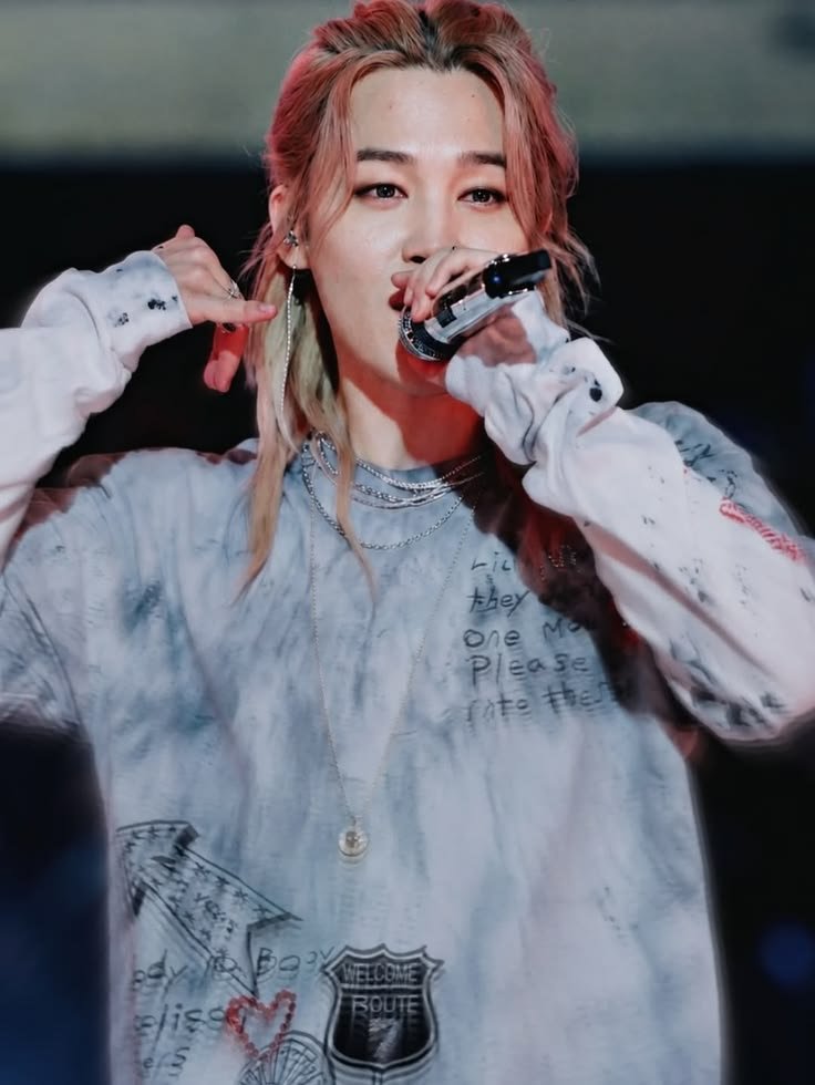Jiminticall's tweet photo. Describe Jimin with just one word ❤️ https://t.co/l78XXo7d8y