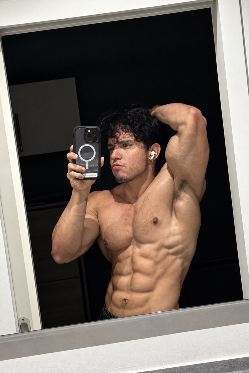 the_generalguy's tweet photo. What’s your favorite muscle? https://t.co/4vt4gPBorL