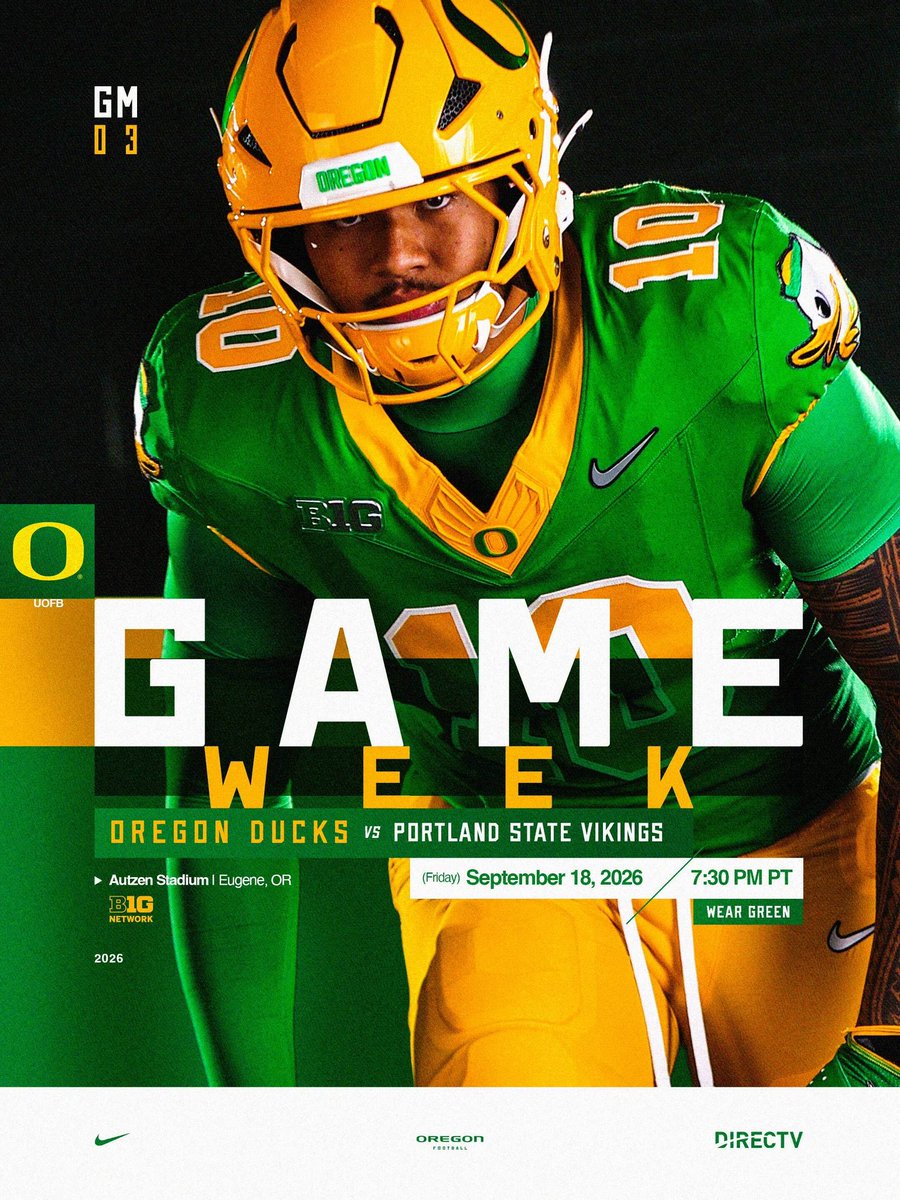 oregonfootball's tweet photo. Friday Night Lights in Autzen. #GoDucks https://t.co/rbrrqTO14z