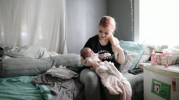 LifeNewsToo's tweet photo. After taking the abortion pill, Ashley regretted her decision.

The clinic lied, saying it was too late.

Ashley searched online and found abortion pill reversal. She went to a pro-life pregnancy center that saved her baby.

"They saved not only my life, but my daughter’s life." https://t.co/3y424LA5IF