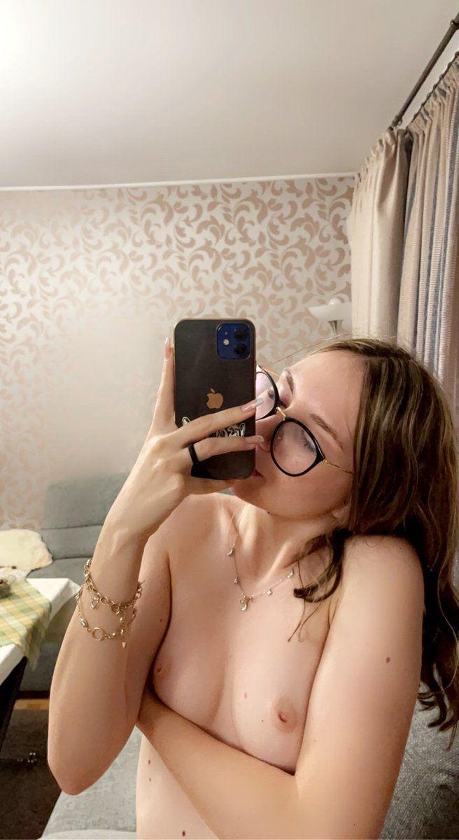 tinnaqaom's tweet photo. Who’s down for something spontaneous? No pressure, just vibes and seeing what happens. 👀

#miami #meet #Fortlauderdale #fortmyers #link #westpalmbeach #pamlsprings #palmbay #horny #Jupiter #jensenbeach https://t.co/kJoJCJemtu