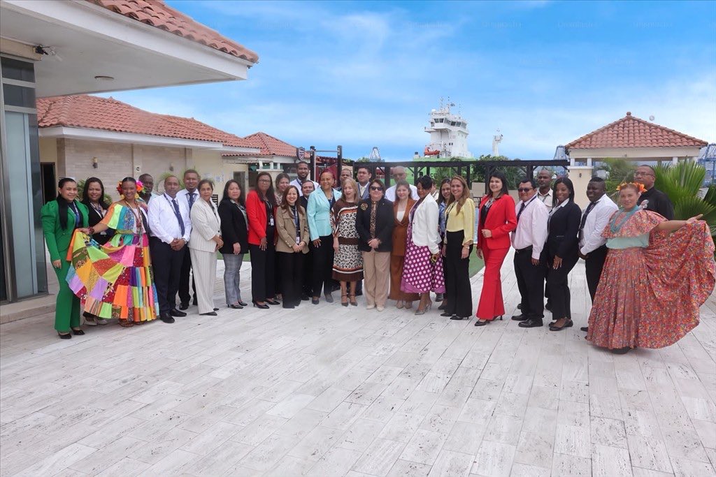 OJudicialPanama's tweet photo. Destacan rol de los jueces de Colón y Panamá Oeste en el desempeño del programa de Facilitadores Judicial Comunitarios.

Más detalles en la web: https://t.co/JNIheznOYZ https://t.co/VLOVrLvcAU