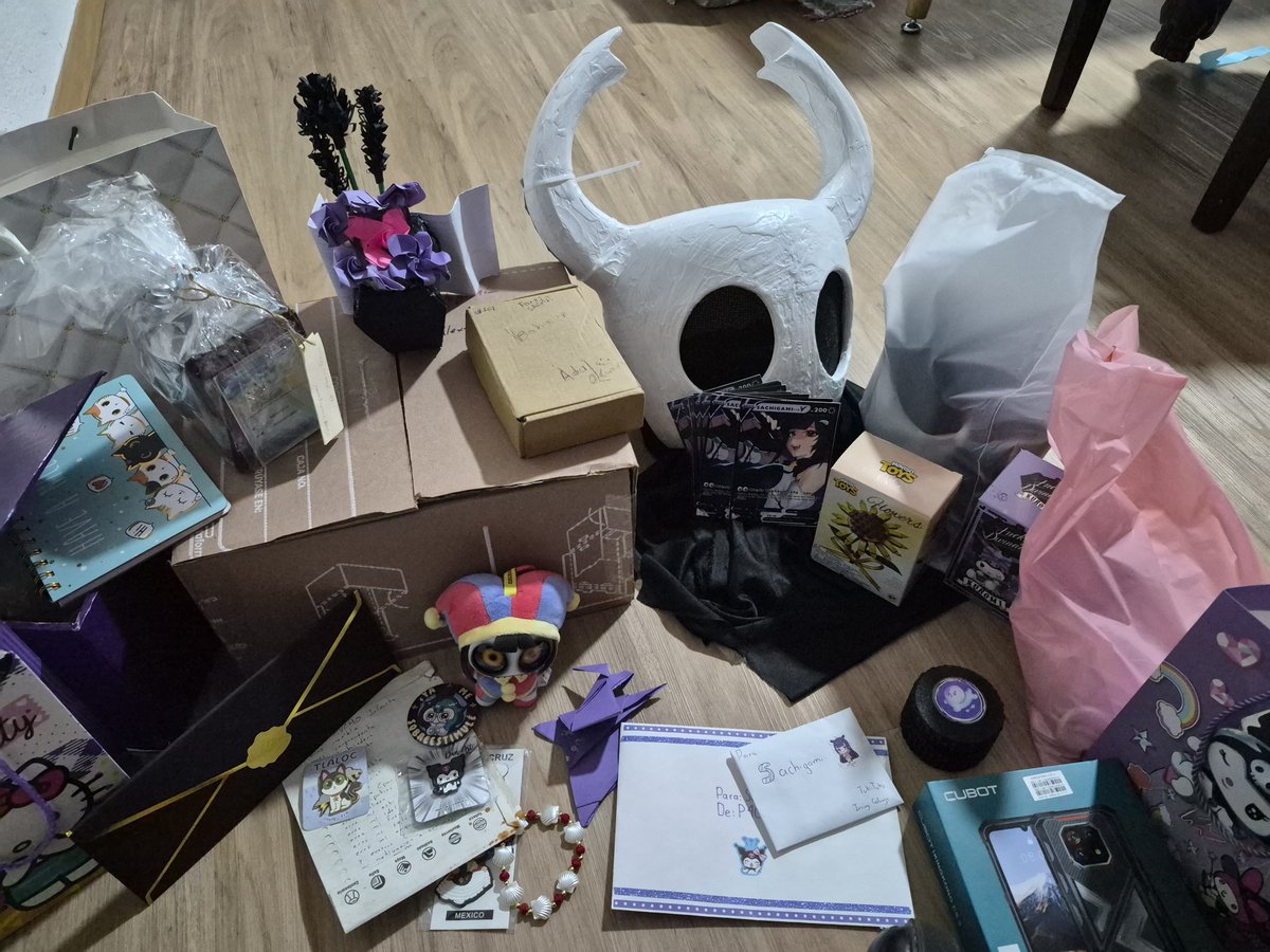 Sachigami_'s tweet photo. AAAAAAA 💕
Pero esto que es? 😭💜 HOLA???

YA QUIERO VERLO TODO WTF AAAAAA los amo a todos foquita army son increíbles aaaaaa (´；ω；`)💜 https://t.co/KGNjwyyDB6