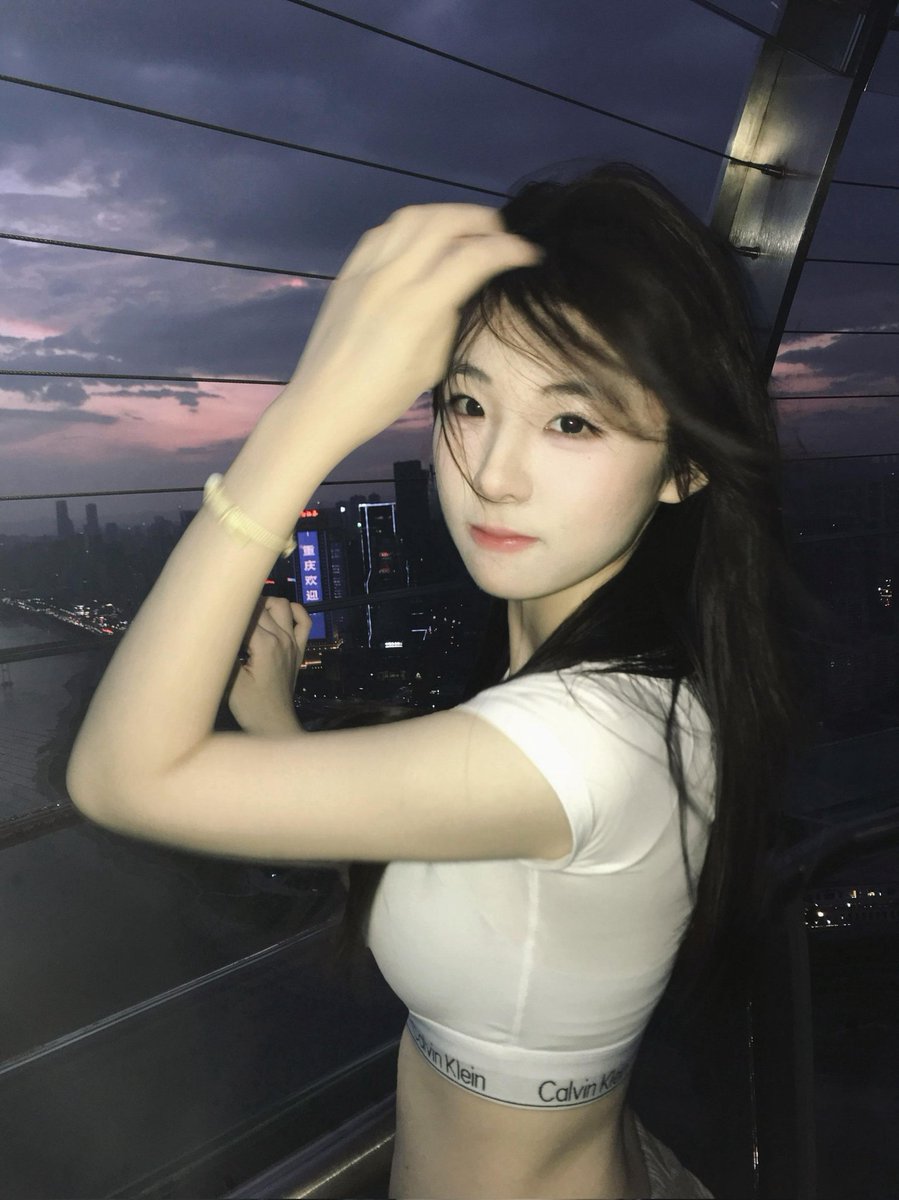 xioduntu10's tweet photo. 想被爸爸们调教成为母狗 https://t.co/tzqGNy406F