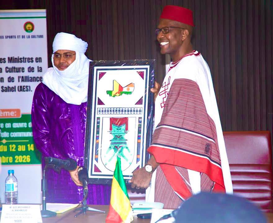 mdaffe's tweet photo. J’ai participé à Niamey à la réunion des Ministres de la Culture de l’AES, consacrée au renforcement de la coopération culturelle et à la mise en œuvre de la Politique culturelle commune. https://t.co/7ROkT1k5YB