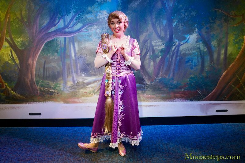 Mousesteps's tweet photo. We Meet All Disney Characters at The Magic of Disney Animation in ‘Off the Page’ (Photos Video):
https://t.co/CRBThszJzG
#themagicofdisneyanimation #disneycharacters #disneyworld https://t.co/FB7bycRzqe