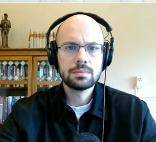 Pamary47's tweet photo. @RealCandaceO Haha look at Blakey in his "Just for Men" era. That facial hair is looking a little fakey blakey black. https://t.co/GkZPWCzak8