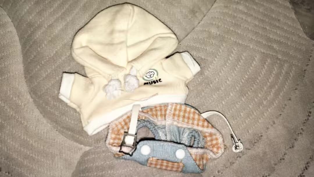kykio_4u's tweet photo. #wts clothes doll
Yg 20cm itu 50k yg 10 cm 30k semuaa yaa

#zonauang https://t.co/iiif7FmaO0