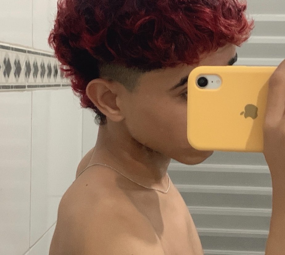 lluuccas3's tweet photo. Amor vc curte os ruivinhos? https://t.co/gUMhGyMwr2