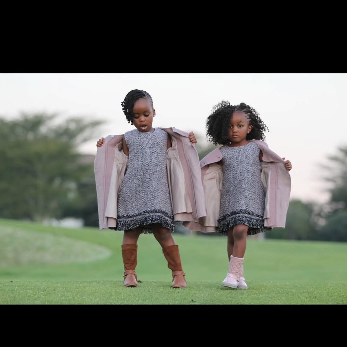 Leonardoandone's tweet photo. Pretty outfits for everyday magic. https://t.co/DY63aMcTYy
