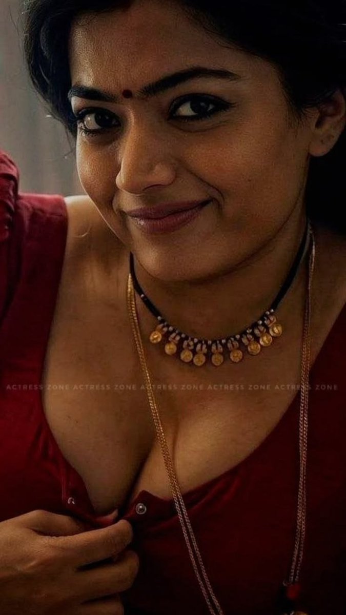 Mr_Bull_2's tweet photo. Ur wife : Yenga antha bull (me) la marupadiyum vara solreengala

Kutty kunjan nee : Ipathanadi rendu nalaiku munadi pana athukulaiya��

Ur wife : Aamanga en odamba neenga thotrapa avaru thotra mathiri nenachu mood aagi keela eeramaguthu enaku 💦💦💦 https://t.co/i075dgz5c9