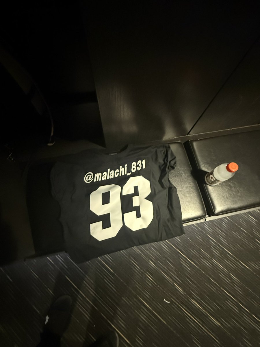 Malachi_Brown_'s tweet photo. Torn Labrum this Season and I have to fight for Eligibility God Testing my Patience and Passion😭⏳..

In Due Time… https://t.co/Y39IKZi7Tc