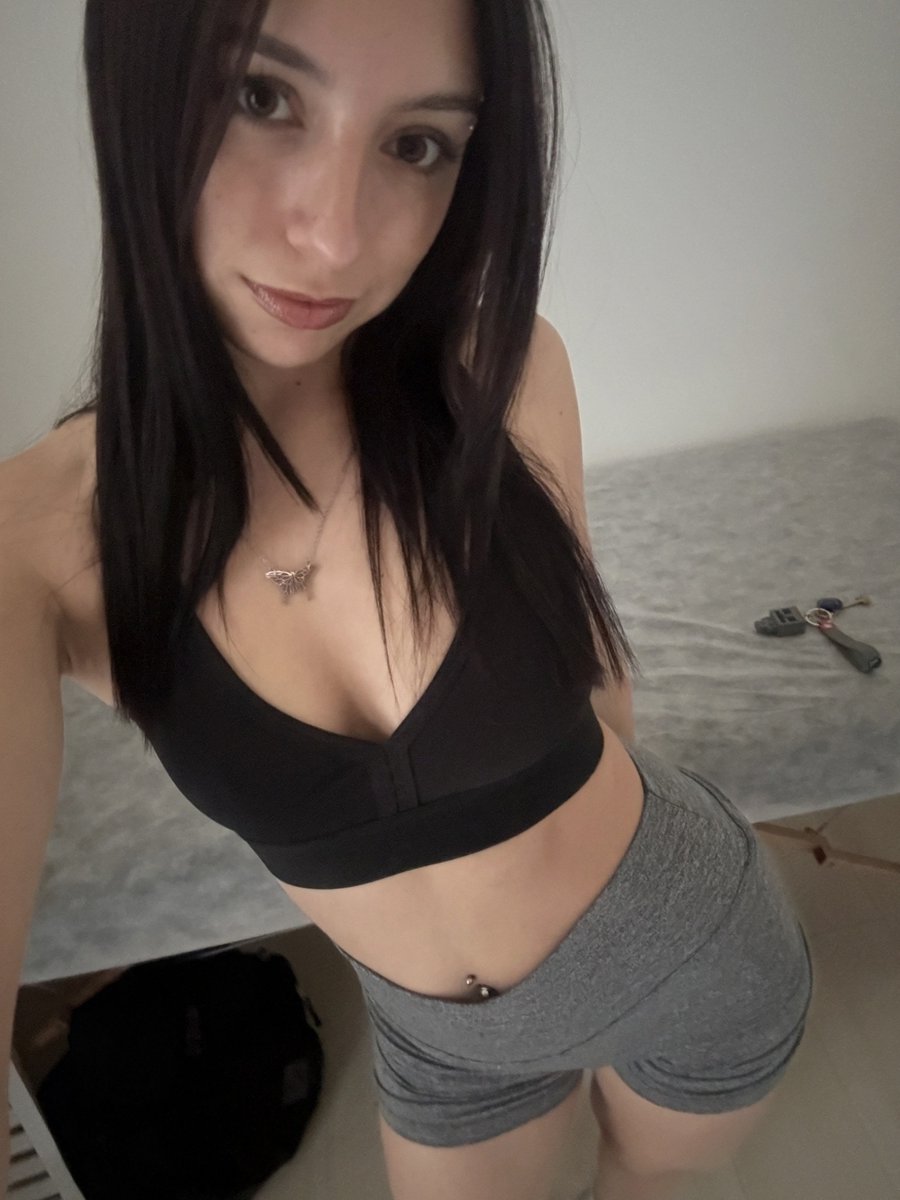 dollmoonie33's tweet photo. pure sunshine energy ☁️✨ https://t.co/vGsSaoW31T