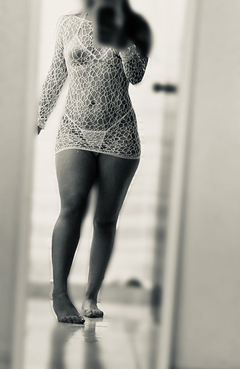 AbbyMar93's tweet photo. Hola bbs! No estoy tan activa en X pero ya estaré subiendo más fotitos mías 😋 https://t.co/jkQikIjtx2