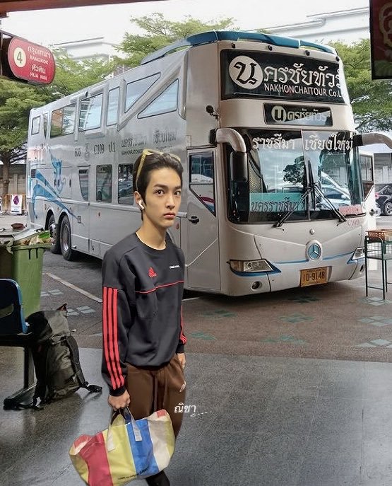 humanrecoerd's tweet photo. RECEH BGT HUMOR GUE PAGI INI, KOMUKNYA ITU LOH DEK😭

©qnasx14 https://t.co/TltrzqpcP0