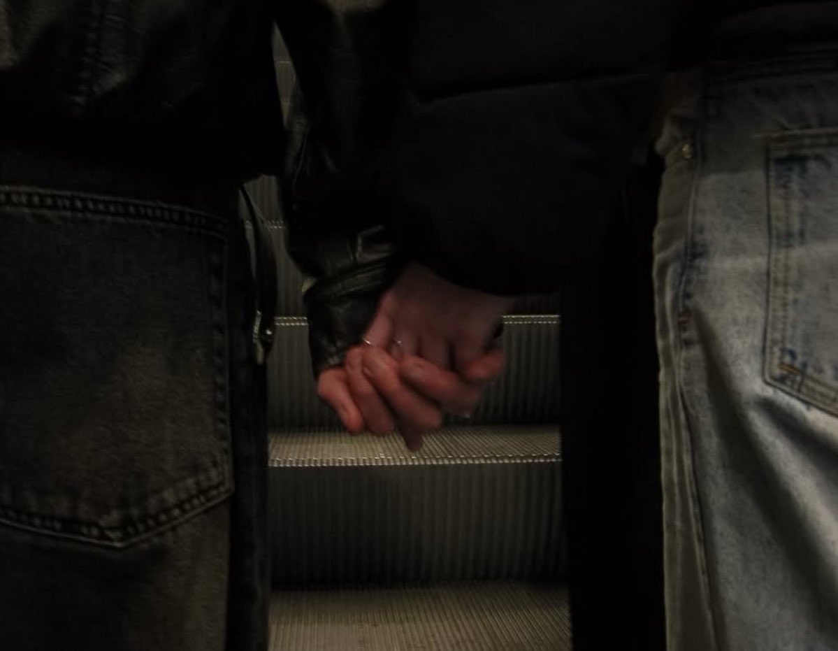 opviil tweet picture