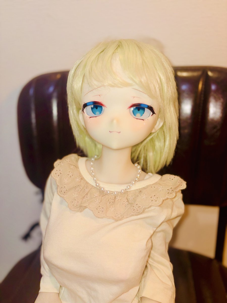 Hisui_dollLife's tweet photo. おはよ〜
マスターに新しいネックレス作ってもらったよ♪
#mozudoll
#MOZU https://t.co/A3Au7j6uaY