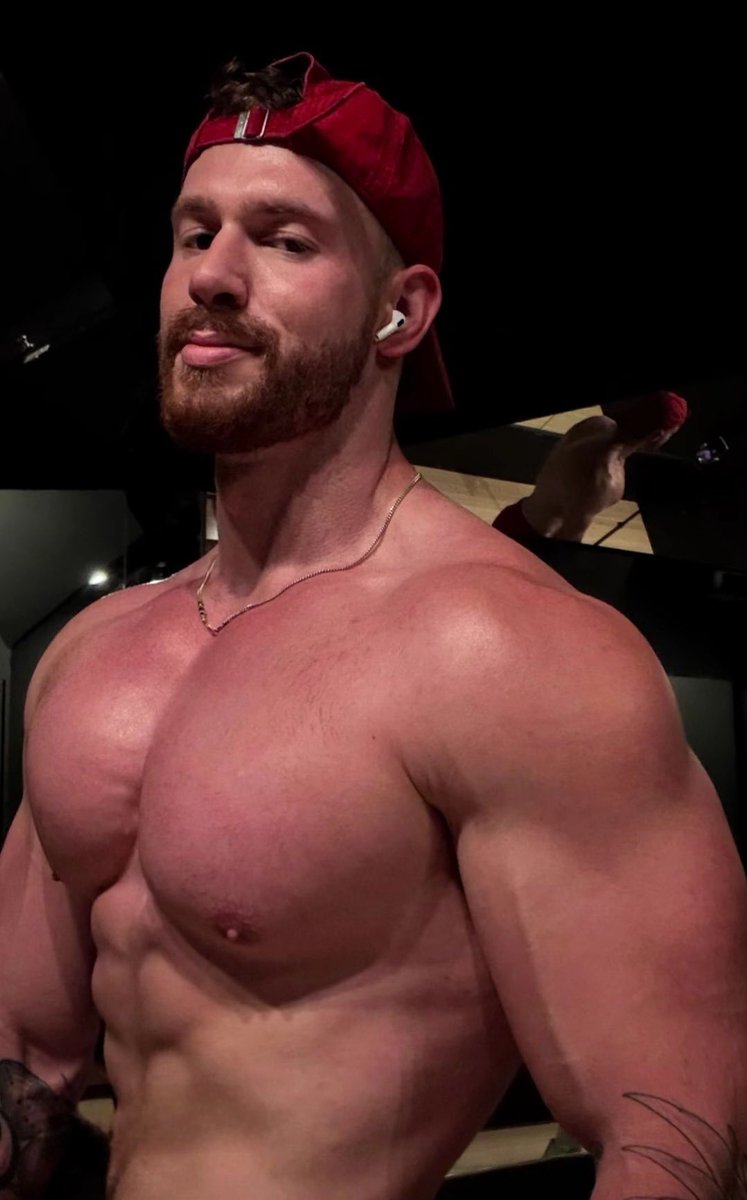 hypno_max's tweet photo. Hypno Himbos like Jack know the bigger their bodies, the less they need to think, the easier it is to be Big, Dumb, Kind, and Obedient.  Hypno Himbos come in many shapes and sizes, but it never hurts to grow their tits as they empty out their brains https://t.co/lXXe07jm9L