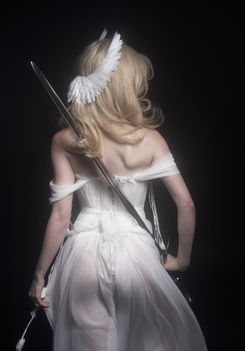 emackelder's tweet photo. Silk &amp; Swords https://t.co/DaWRnnD9qS