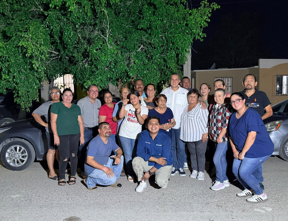 RamonCorralA's tweet photo. 🥩🔥 ¡Volvieron las carnitas asadas a las colonias!

Hoy tocó convivir con nuestros vecinos de la colonia Dunas, compartir una buena comida, platicar y escuchar a la gente.

Gracias a Verónica Fabiola por recibirnos y a Oralia Madero por la convocatoria. 🙌🏼

¡Qué gusto seguir haciendo comunidad en La H!