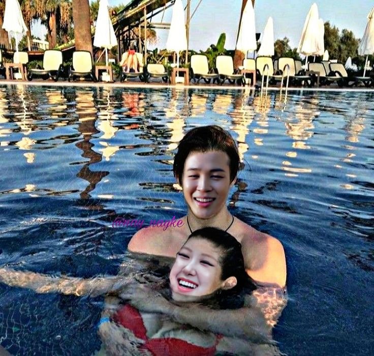 padretaehyu's tweet photo. thread de algumas montagens de kpop feitas antes da IA (Pt2) https://t.co/t8kvEtaote