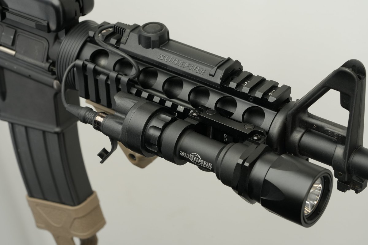 DIVE_airsoft's tweet photo. ／
  原型を活かして定番パーツでカスタム🔥
＼

東京マルイ『M4A1 MWS』をセットアップ

MWS本来のスタイルを活かしながらMAGPUL製パーツでセットアップ

552やM951などのオールドスタイルを組み合わせ新旧の雰囲気をミックスした一丁！

▼ 各種アタッチメントの購入はこちら
https://t.co/LeCUb70QLM

#サバゲー #エアソフト #DIVE