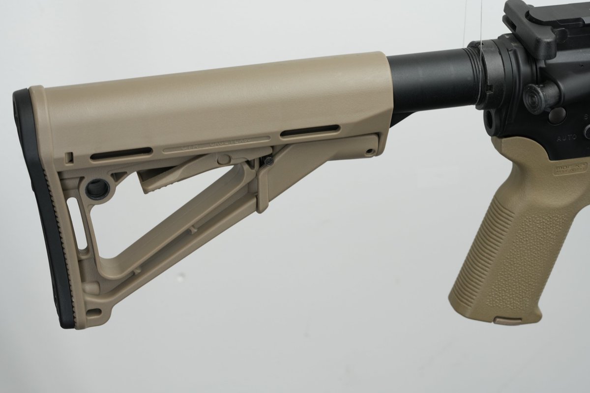DIVE_airsoft's tweet photo. ／
  原型を活かして定番パーツでカスタム🔥
＼

東京マルイ『M4A1 MWS』をセットアップ

MWS本来のスタイルを活かしながらMAGPUL製パーツでセットアップ

552やM951などのオールドスタイルを組み合わせ新旧の雰囲気をミックスした一丁！

▼ 各種アタッチメントの購入はこちら
https://t.co/LeCUb70QLM

#サバゲー #エアソフト #DIVE