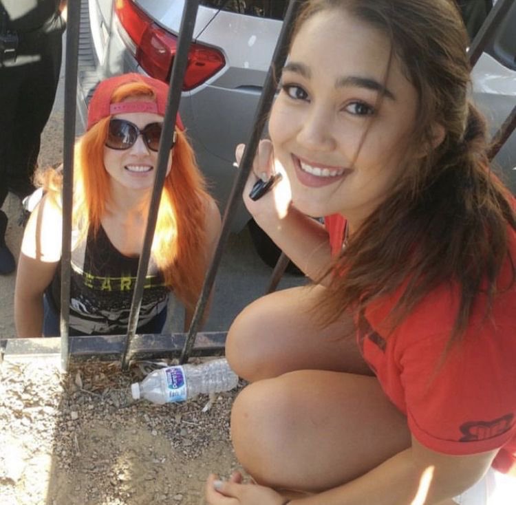 BeckyLynchWFO's tweet photo. -Todas lo saben, pero a ninguna le gusta decirlo...
#WFODamageWarriors. https://t.co/Z25ueHirTO