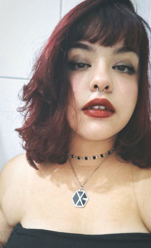myfriendandeye's tweet photo. just wanted to share some heart warming memories with my friend @/jongdawae_

me and her have twin names of gabrielle dos santos moraes (gabrielle.moraes@ifsp.edu.br)

we have both lived in sorocaba, são paulo (SP), brazil 🇧🇷 and shared the same birthday of 01/24/2002 🩷 https://t.co/QgfxaYlqMK
