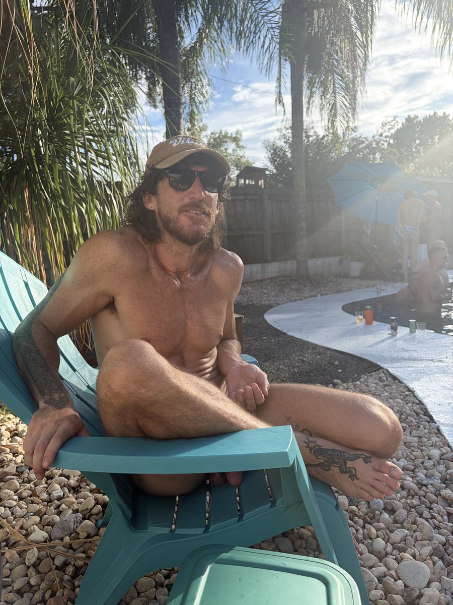 Nudedudelover's tweet photo. This man is truly a best friend to me. @fittofuk  @fittofuk Loganxxx https://t.co/BFMhbd7ZR1