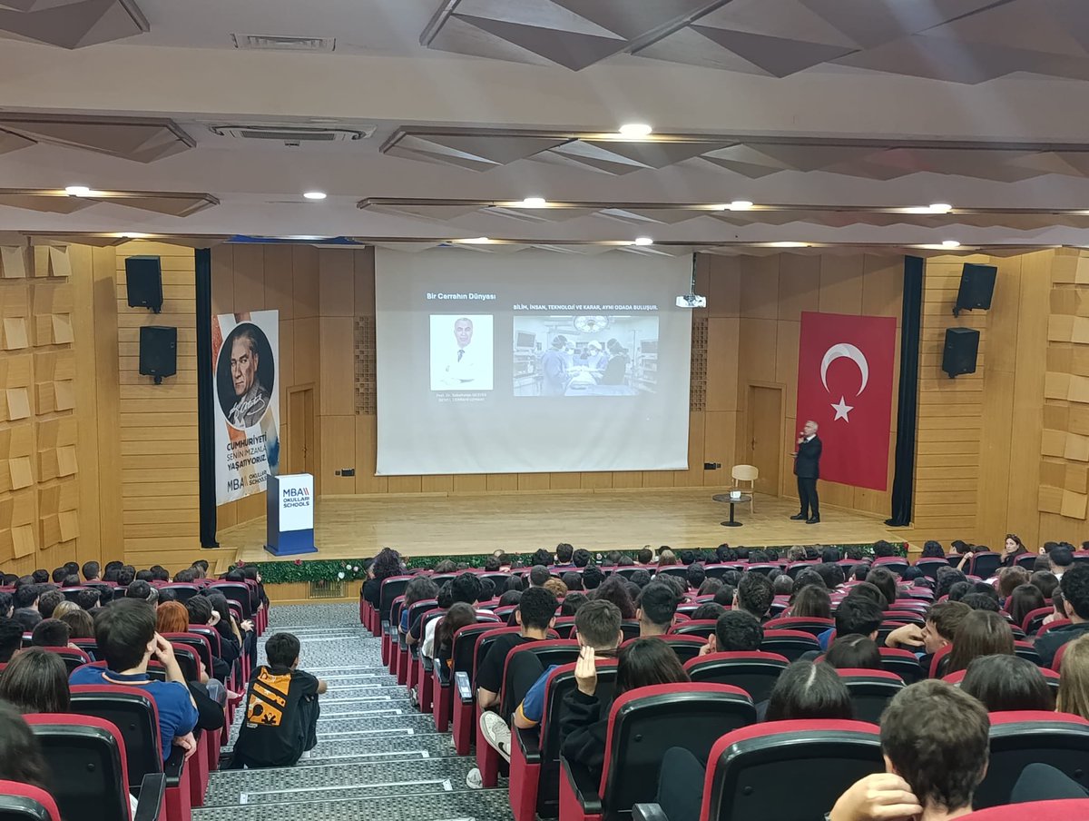 DrSDestek's tweet photo. OKULUN İLK GÜNÜ İLK DERS:

MBA Okulları Ümraniye Kampüsünde lise öğrencilerimize "Okulun İlk Günü,İlk Ders" konferansı verdim. Bu derste insan vücudunu, bir doktor gibi düşünmeyi, bir cerrahın nasıl olması gerektiğini anlattım. https://t.co/RlVeFRzqgk