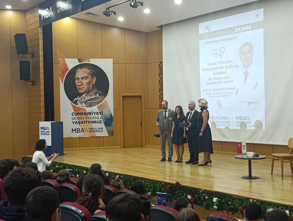 DrSDestek's tweet photo. OKULUN İLK GÜNÜ İLK DERS:

MBA Okulları Ümraniye Kampüsünde lise öğrencilerimize "Okulun İlk Günü,İlk Ders" konferansı verdim. Bu derste insan vücudunu, bir doktor gibi düşünmeyi, bir cerrahın nasıl olması gerektiğini anlattım. https://t.co/RlVeFRzqgk