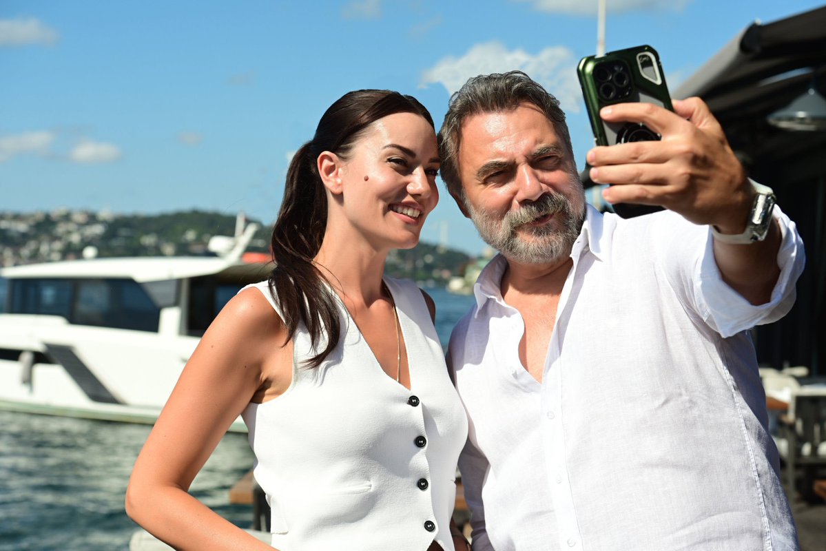 Hayat_evcen's tweet photo. اليوم بداية تصوير 
#الحمال ❤️‍🔥
#hamal
#fahriyeevcen
#oktaykaynarca https://t.co/vCdNX1BxtY