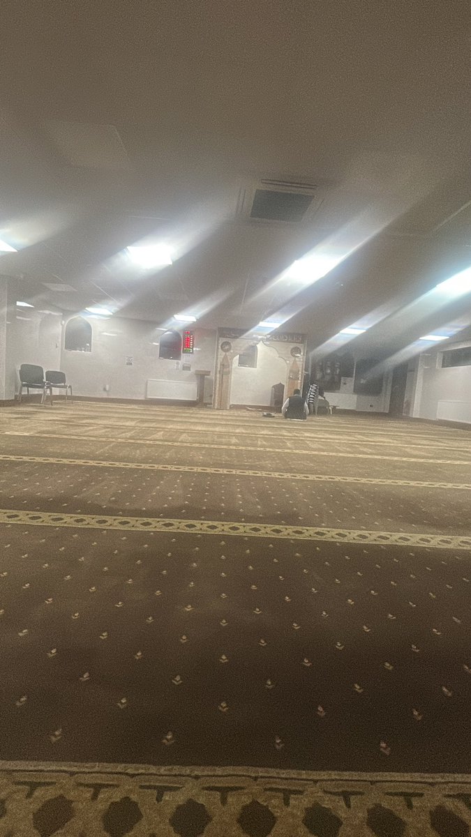 AvezSho's tweet photo. Just waiting for my granddad to walk in with a beaming smile on his face https://t.co/VSm5bCCPz5