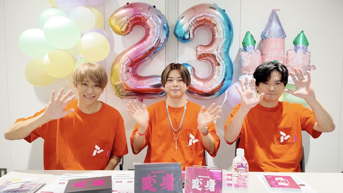 NEWS0915_music's tweet photo. 💐━━━━━━━━━━
　　　2026.9.15
　#NEWS結成23周年
━━━━━━━━━━ 💐

現在、過去、未来に感謝を込めて。
#全てのチームNEWSに幸あれ

さらに！
Blu-ray&amp;DVD「変身」本日リリースを記念して
21:15 #開封のギー をにゅうちゅうぶで公開㊗️
全員大集合!!!

#NEWSのHappyBirthday https://t.co/OSMl1DGP7L