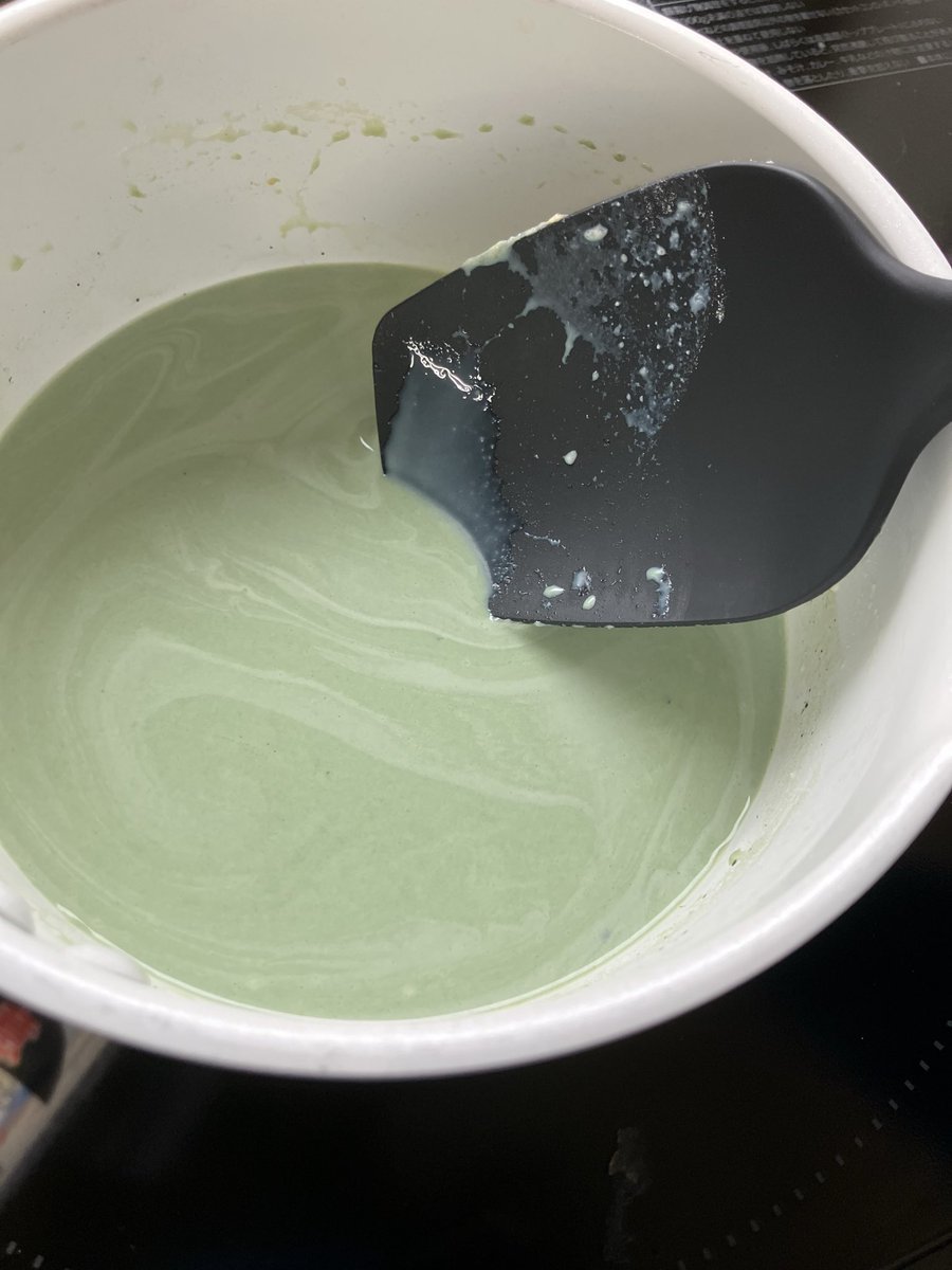 andtearoom_jp's tweet photo. 今日は
秋のメニューに向けて
試作��です。

クロレラを入れると
お料理が奥深く複雑な味になるのが
魅力の一つなんですよ〜

美味しいメニューができるように
奮闘します✨

#サンクロレラ
#新メニュー 
#開発中 
#TEAROOM https://t.co/qXN11pOPI3