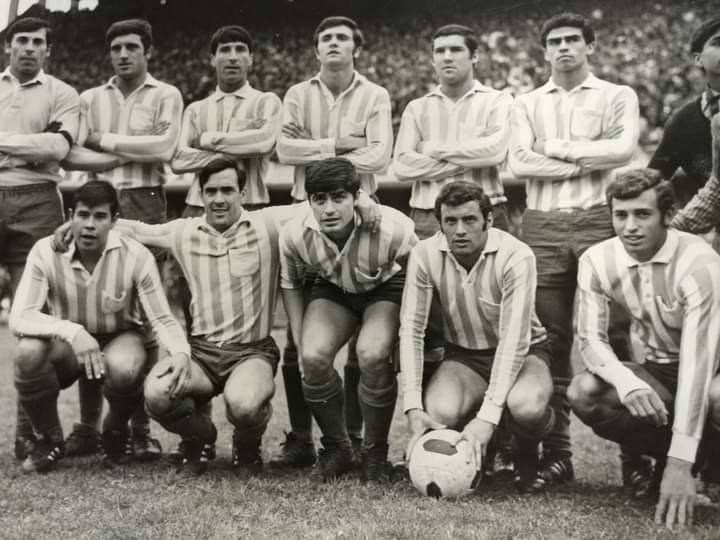 PEREYRALINO's tweet photo. Racing Club 1968
arriba; Agustin Mario Cejas, Alfio Coco Basile, Ruben Diaz, Alfredo Perfumo, Nelson Chabay y Juan Carlos Diaz.
abajo; Jaime Donald Martinoli, Juan Carlos Rulli, Juan Carlos Cardenas, Roberto Marcelo Salomone y Enrique Quique Wolff. https://t.co/eLyPqe3GbZ